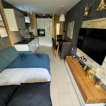 Apartment Astra With Private Parking Сплит Экстерьер фото