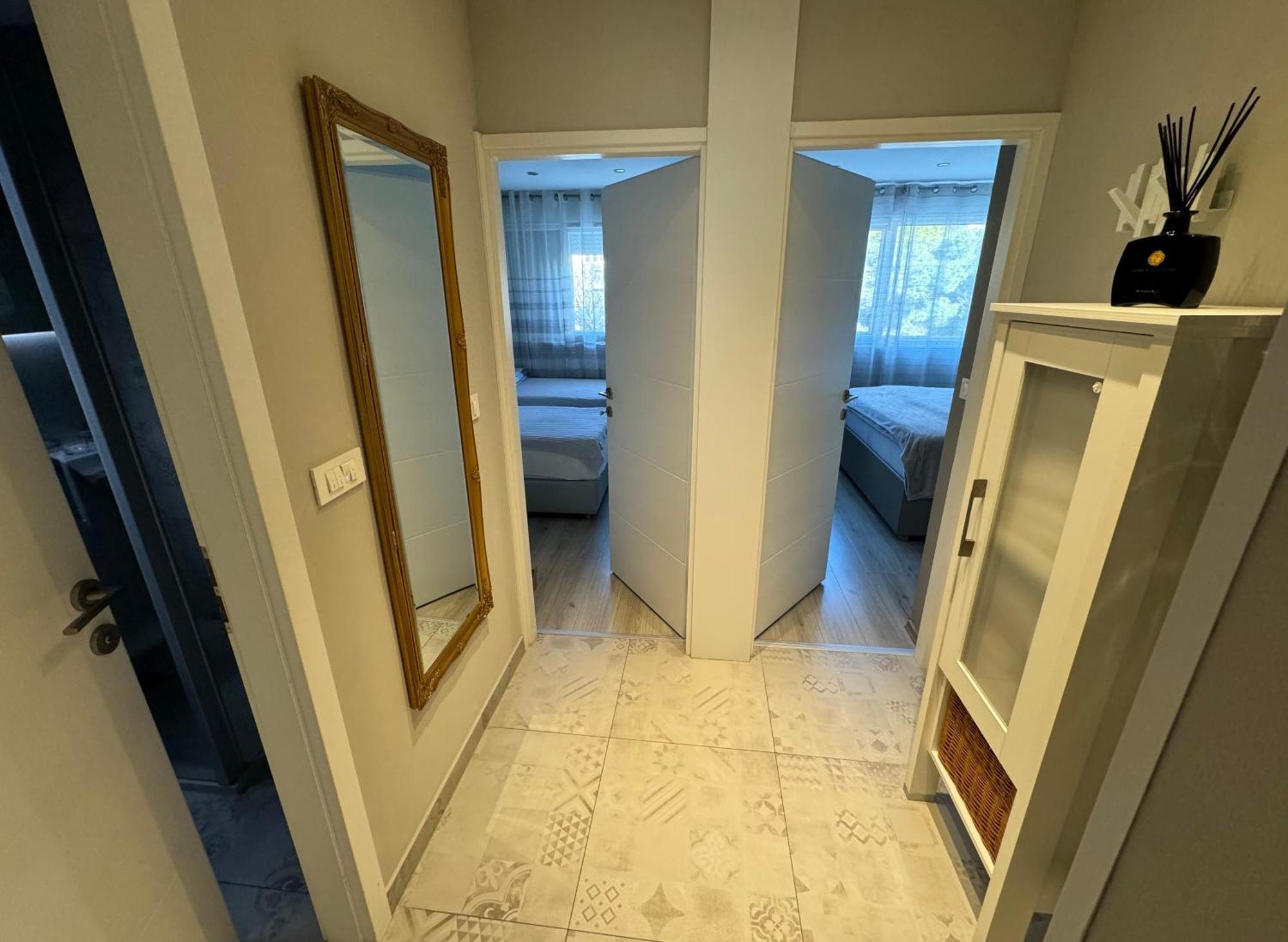 Apartment Astra With Private Parking Сплит Экстерьер фото