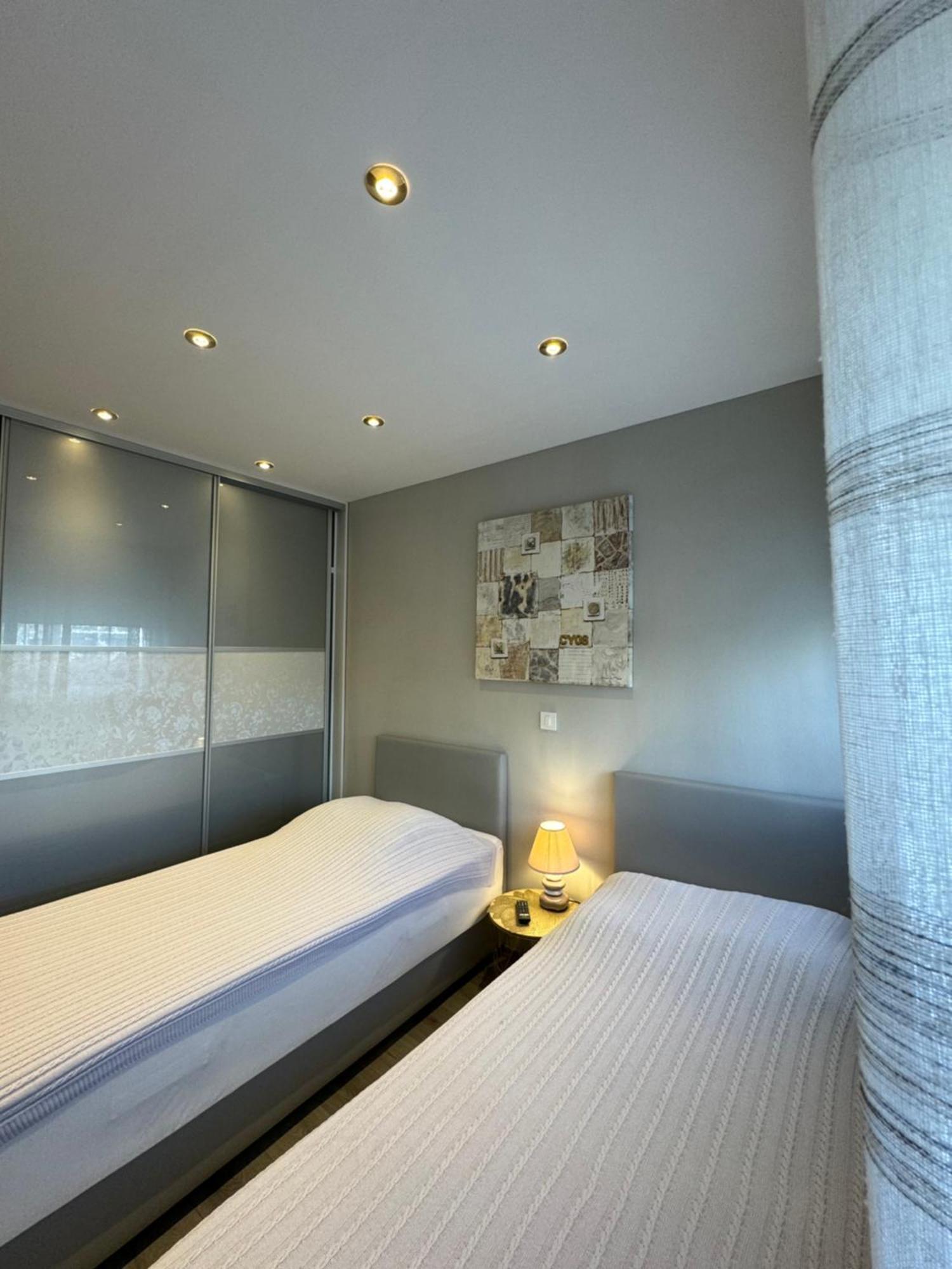 Apartment Astra With Private Parking Сплит Экстерьер фото