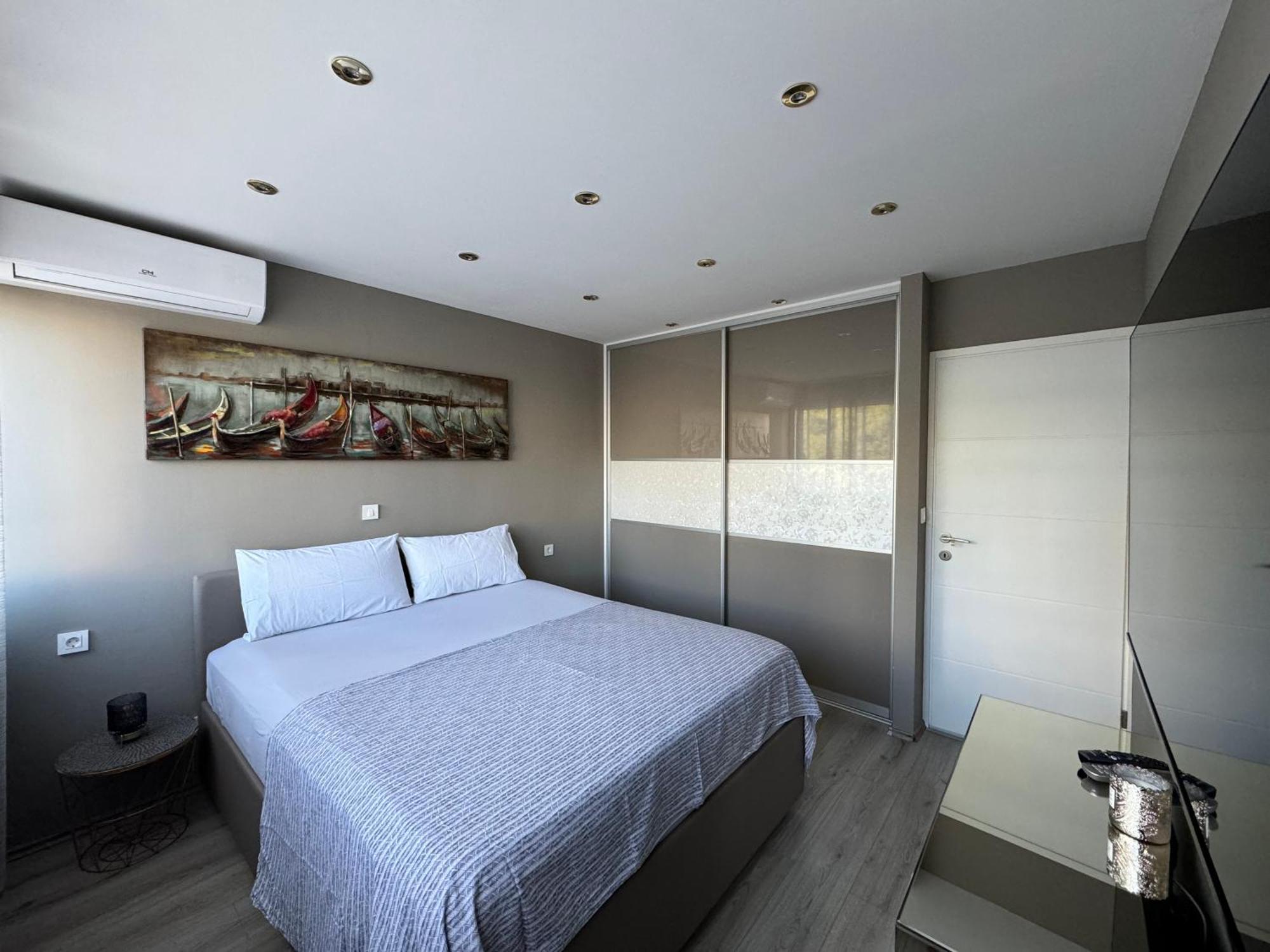 Apartment Astra With Private Parking Сплит Экстерьер фото