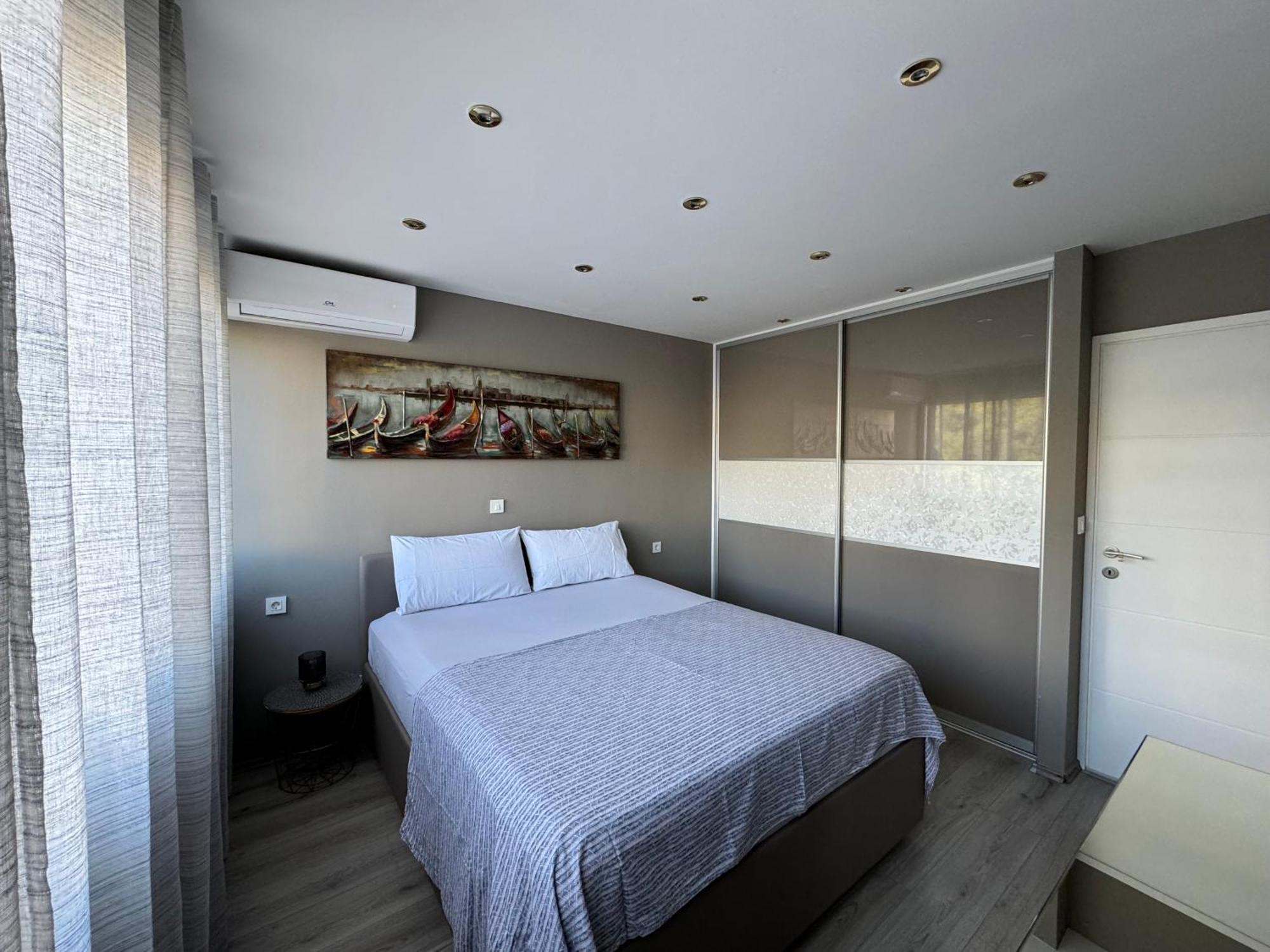 Apartment Astra With Private Parking Сплит Экстерьер фото