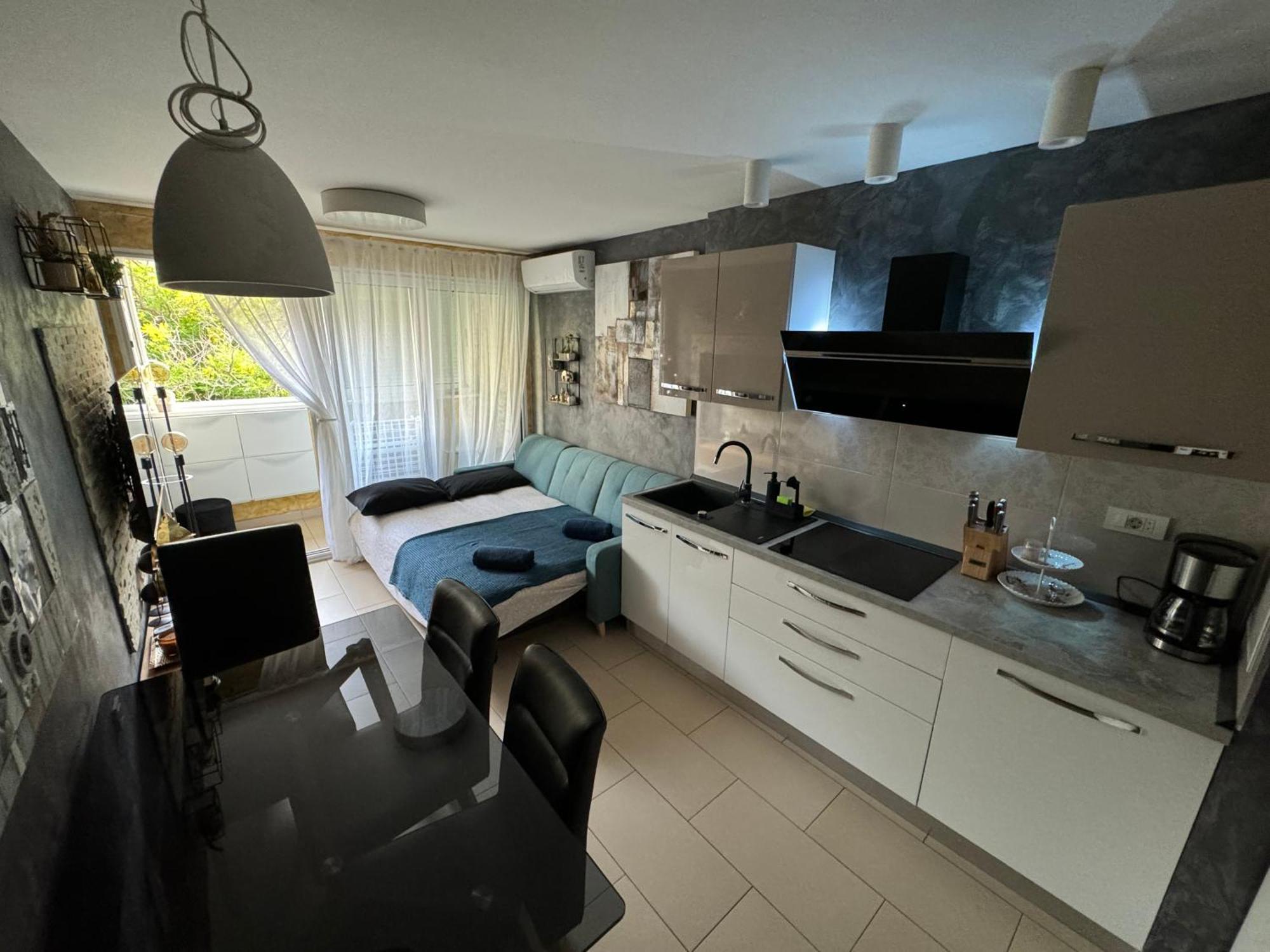 Apartment Astra With Private Parking Сплит Экстерьер фото